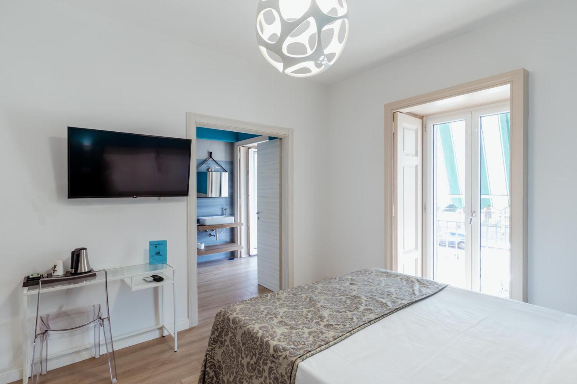 Suite Riviera 84 那不勒斯 外观 照片